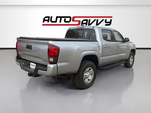 Used 2022 Toyota Tacoma SR image 7