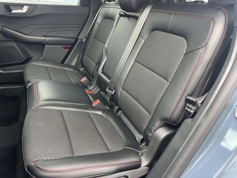 Used 2023 Ford Escape ST-Line w/ Tech Pack #1 FWD image 30