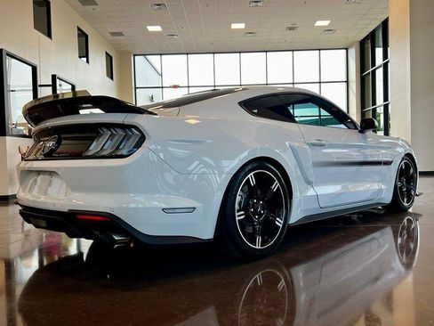 Used 2019 Ford Mustang GT Premium w/ Equipment Group 401A RWD image 3