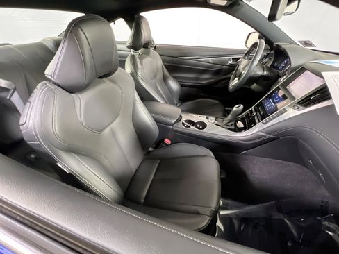 Used 2019 INFINITI Q60 3.0t Luxe w/ Essential Package image 28