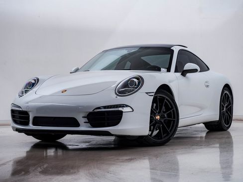 Certified 2015 Porsche 911 Carrera image 1