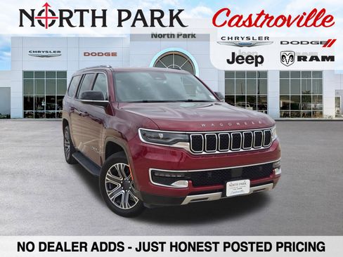 Used 2024 Jeep Wagoneer Series II w/ Flexible Seating Group image 1