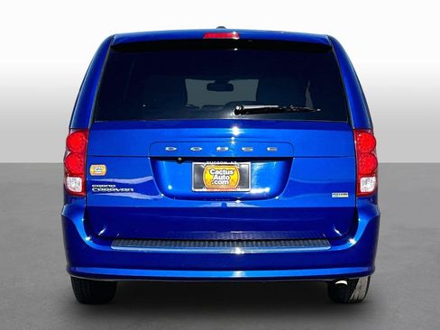 Used 2018 Dodge Grand Caravan SE w/ UConnect Hands-Free Group FWD image 4