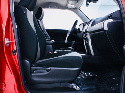 Used 2024 Toyota 4Runner SR5 image 7