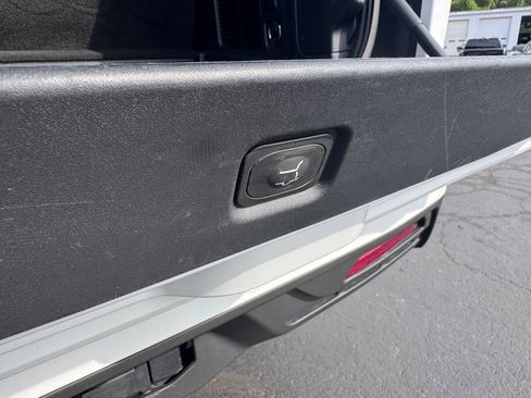 Used 2025 Ford Expedition Active RWD image 50
