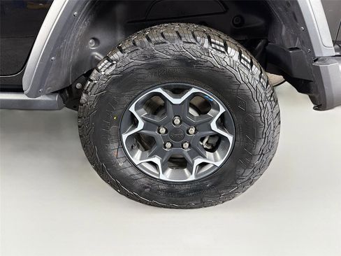 Used 2023 Jeep Wrangler Unlimited Rubicon 4xe w/ Cold Weather Group AWD/4WD image 37