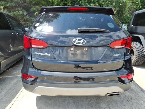 Used 2017 Hyundai Santa Fe Sport FWD image 6