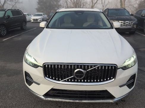 Used 2023 Volvo XC60 B5 Ultimate w/ Protection Package Premier image 2