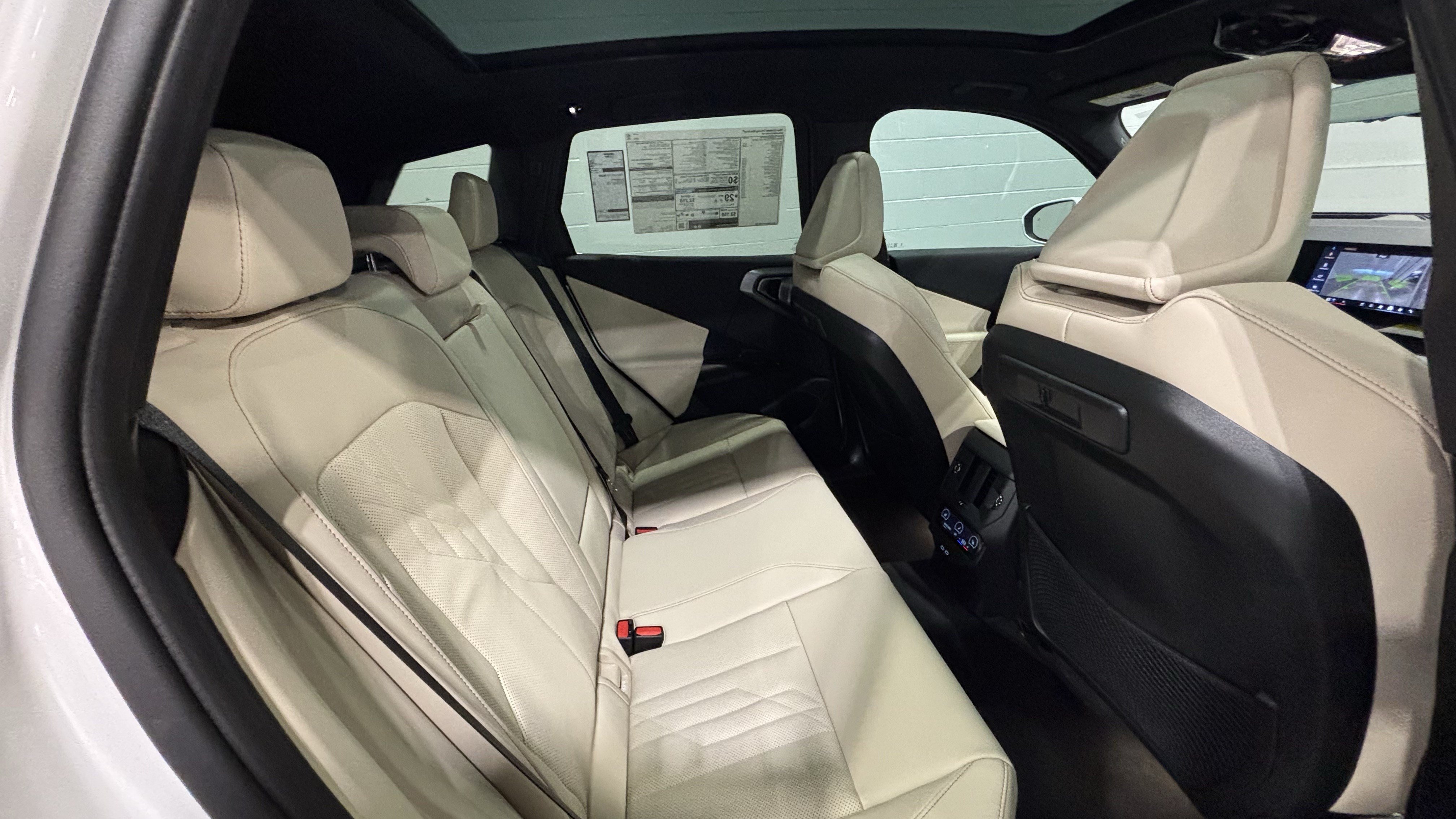Used 2026 BMW X3 xDrive30i w/ Premium Package AWD/4WD image 27