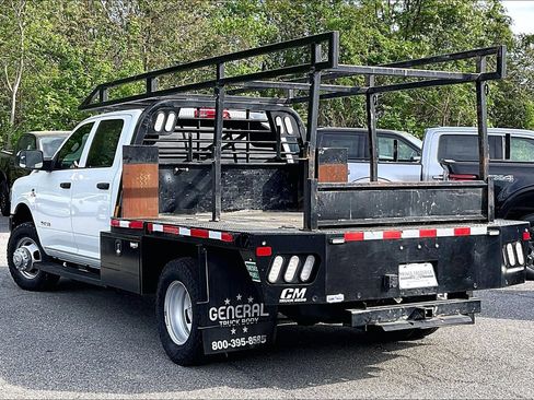 Used 2022 RAM 3500 Tradesman w/ Safety Group image 11