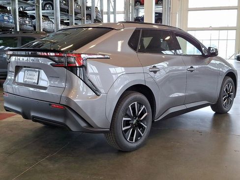 New 2026 Subaru Solterra Premium image 7