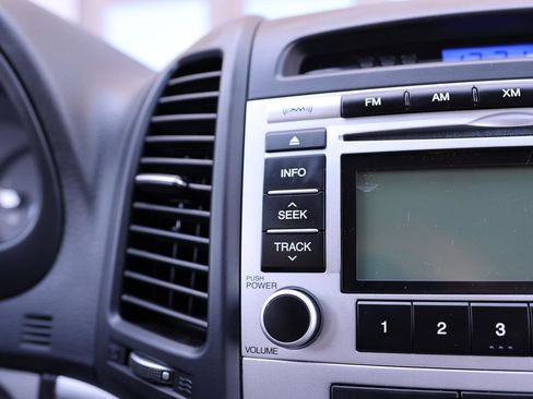 Used 2009 Hyundai Santa Fe GLS image 33