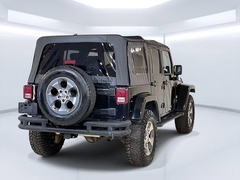 Used 2007 Jeep Wrangler Unlimited Sahara AWD/4WD image 7