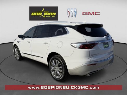 Certified 2023 Buick Enclave Essence w/ Experience Buick Package image 5