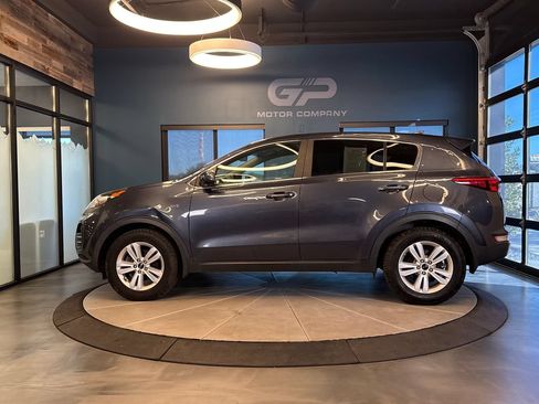Used 2018 Kia Sportage LX AWD/4WD image 6