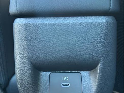 New 2025 Nissan Versa SR w/ Trunk Package image 20