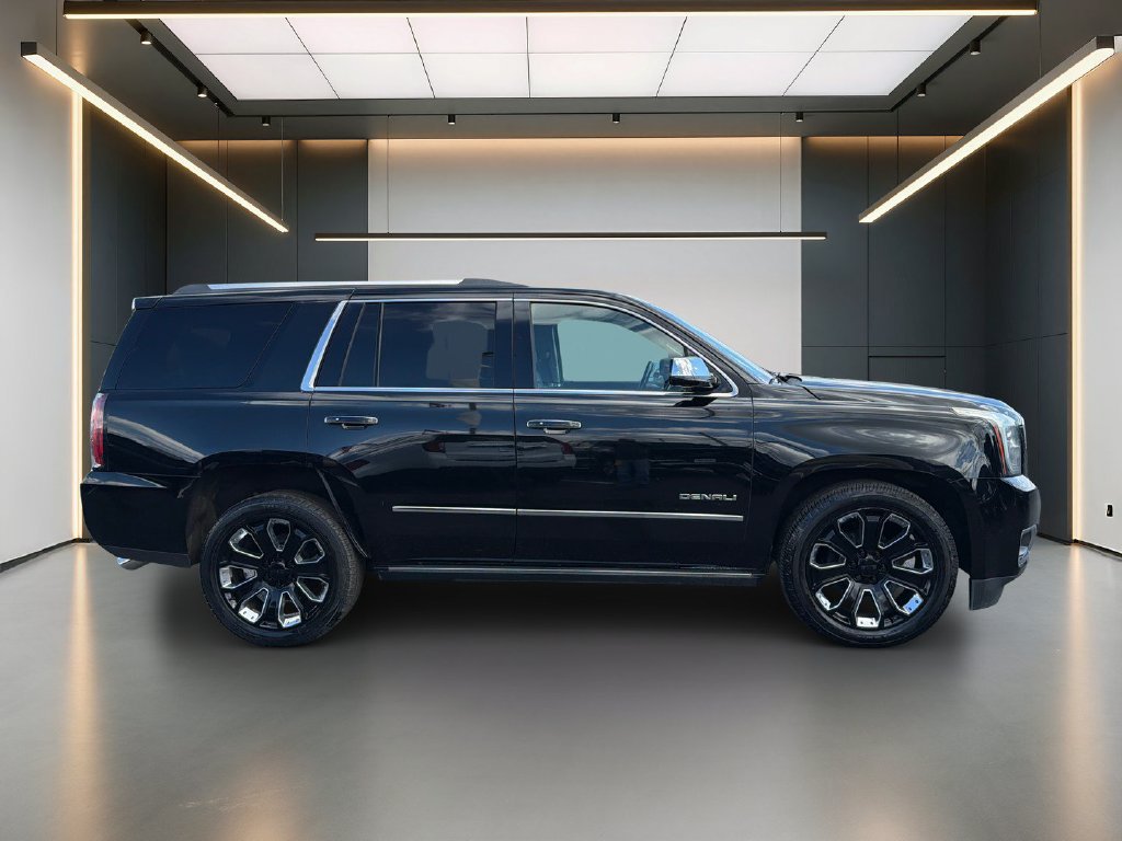 Used 2019 GMC Yukon Denali w/ Denali Ultimate Package AWD/4WD image 7