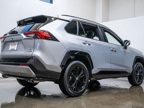 Certified 2024 Toyota RAV4 SE image 9