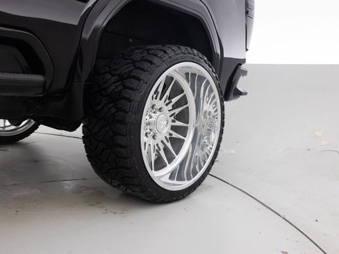 Used 2025 GMC Sierra 2500 Denali w/ Denali Reserve Package image 20