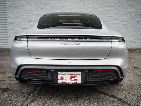 Used 2021 Porsche Taycan 4S w/ Premium Package image 14