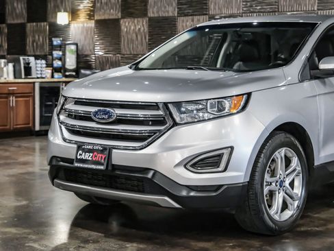 Used 2018 Ford Edge Titanium w/ Technology Package image 7