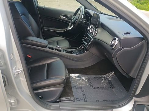 Used 2018 Mercedes-Benz GLA 250 4MATIC image 13