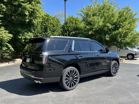 New 2026 Chevrolet Tahoe High Country AWD/4WD image 9