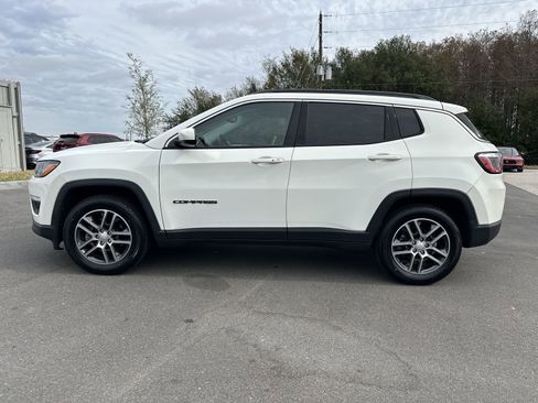 Used 2020 Jeep Compass Latitude image 3