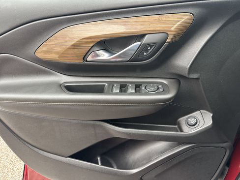 Used 2019 GMC Terrain SLE w/ Driver Convenience Package image 14