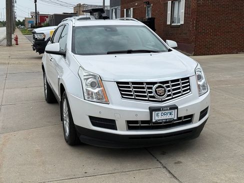 Used 2015 Cadillac SRX Luxury w/ Driver Awareness Package AWD/4WD image 3