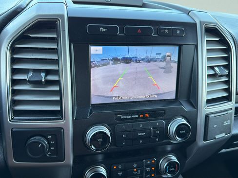 Used 2020 Ford F150 Platinum AWD/4WD image 25