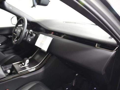 Used 2026 Land Rover Range Rover Evoque Dynamic SE image 19