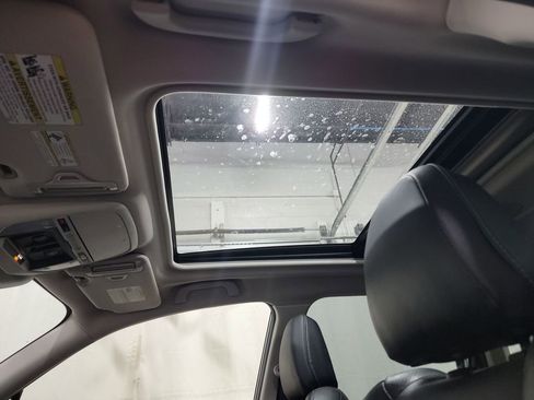 Used 2022 Subaru Forester Limited image 15