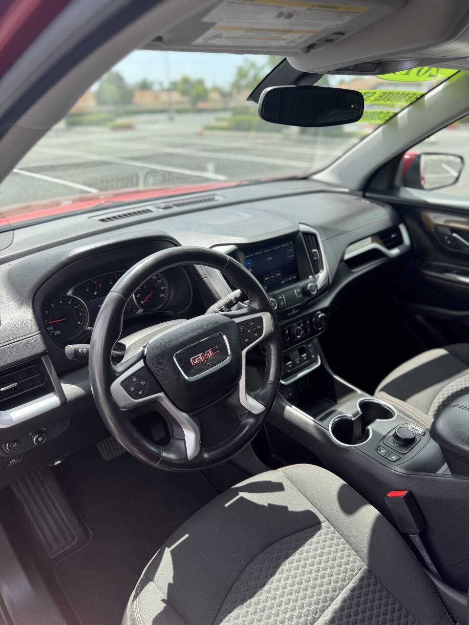 Used 2019 GMC Terrain SLE w/ Driver Convenience Package FWD image 9