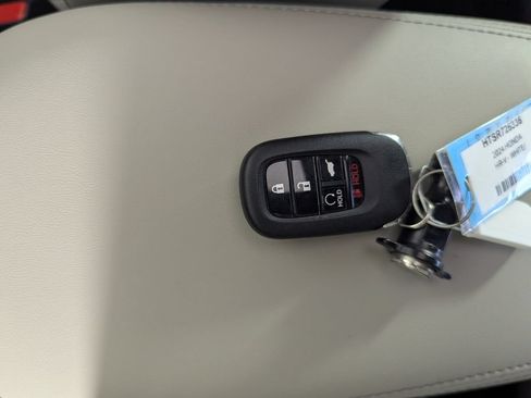 Used 2024 Honda HR-V EX-L image 29