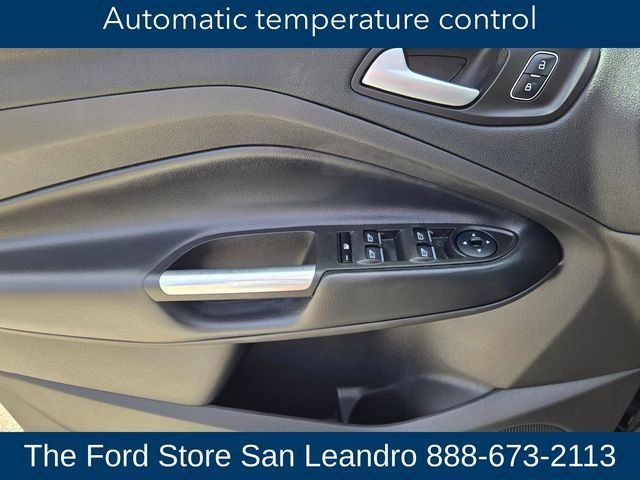 Certified 2017 Ford C-MAX Energi Titanium FWD image 19