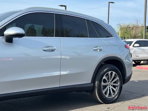Used 2026 Mercedes-Benz GLC 300 image 9