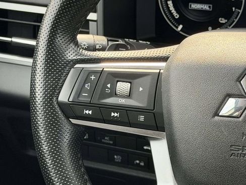 Used 2024 Mitsubishi Outlander SEL Black Edition image 20