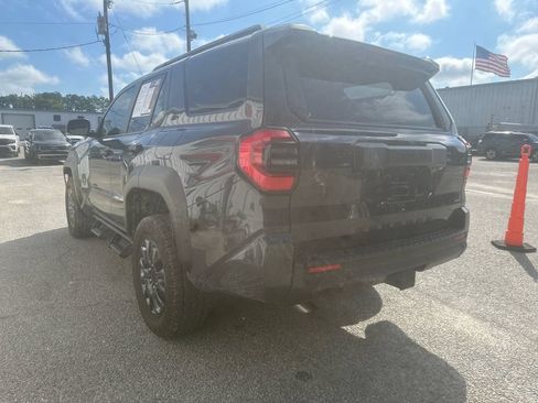 Used 2025 Toyota 4Runner SR5 RWD image 6