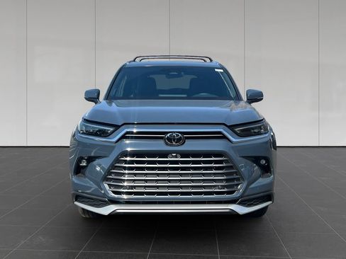 Used 2026 Toyota Grand Highlander AWD Hybrid image 8