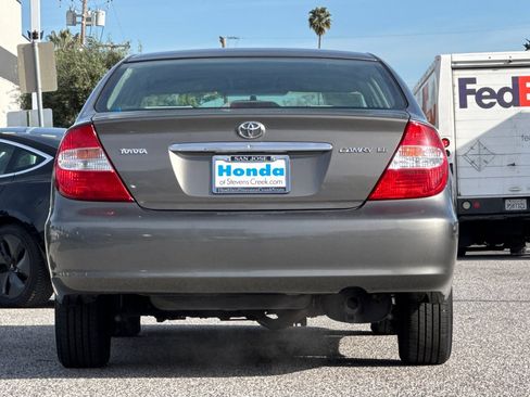 Used 2003 Toyota Camry LE image 9