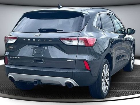 Used 2020 Ford Escape Titanium w/ Titanium Premium Package 2.0 AWD/4WD image 6