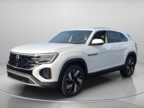 New 2026 Volkswagen Atlas Cross Sport SEL image 2