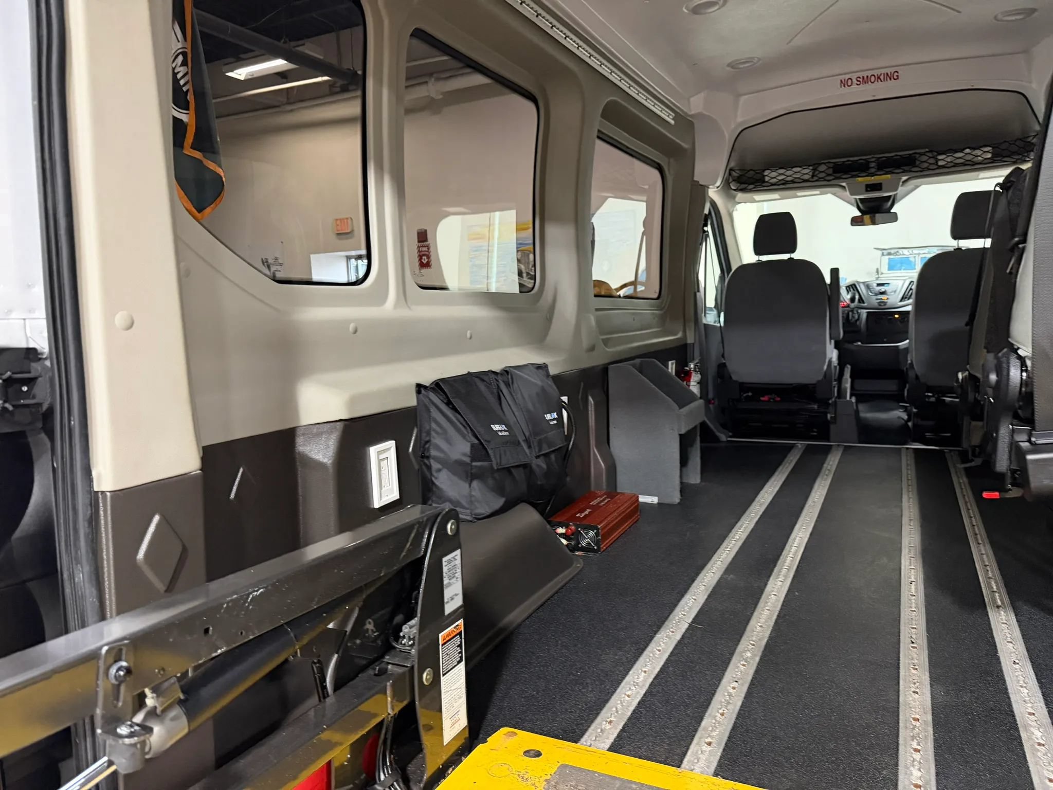 Used 2019 Ford Transit 250 148 Medium Roof RWD image 60