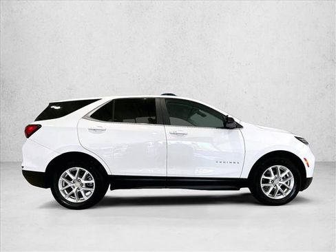 Used 2023 Chevrolet Equinox LT FWD image 5