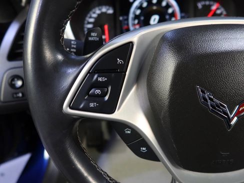 Used 2017 Chevrolet Corvette Stingray Coupe w/ 1LT image 23