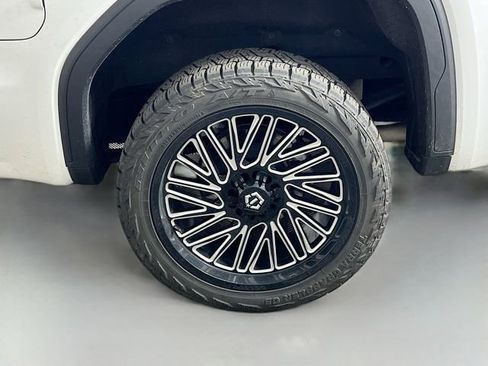 Used 2024 GMC Sierra 1500 Elevation w/ X31 Off-Road Package image 35