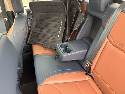 Used 2023 Ford Maverick Lariat w/ Lariat Luxury Package image 37