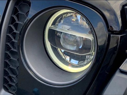 Used 2021 Jeep Wrangler Unlimited Rubicon 4xe w/ Dual Top Group image 28