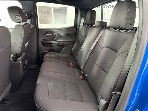 Used 2024 Chevrolet Colorado LT w/ LT Convenience Package AWD/4WD image 16